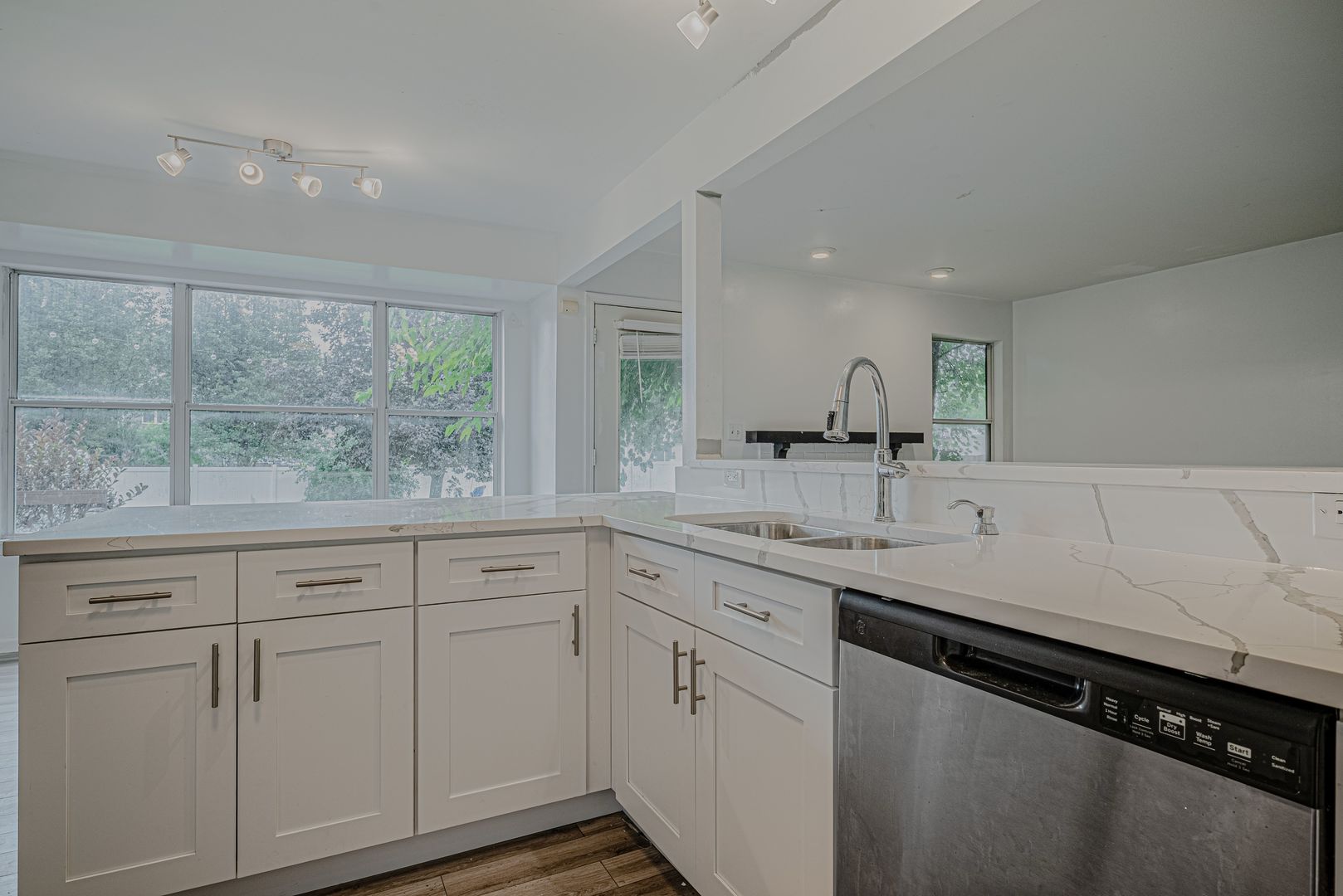 1449 Eliot Trail