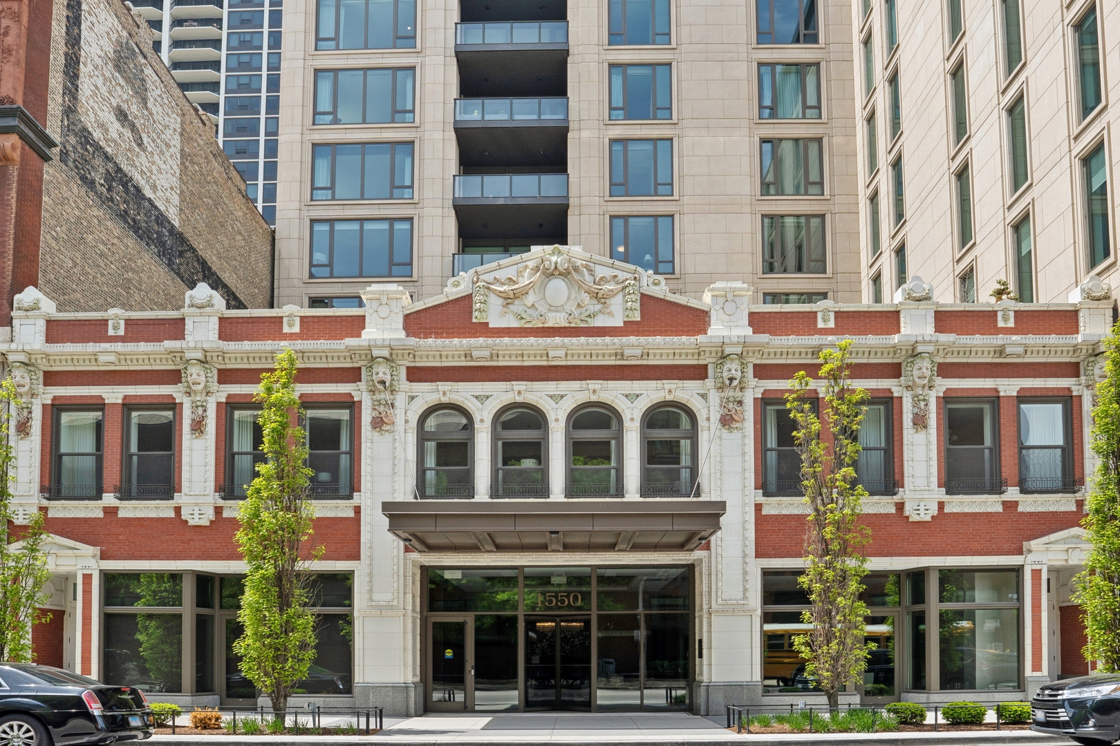 1550 N Clark Street 604