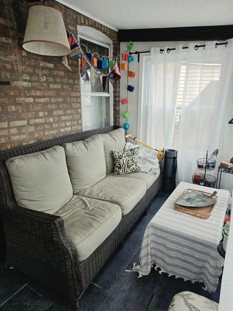 Tiny photo for 4153 Elm Avenue, Brookfield, IL 60513 (MLS # 12654475)