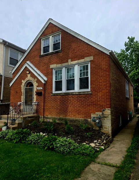 Tiny photo for 4153 Elm Avenue, Brookfield, IL 60513 (MLS # 12654475)