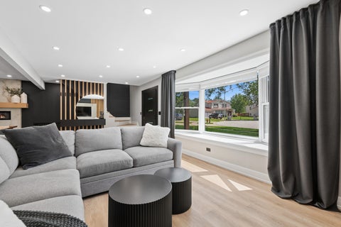 Tiny photo for 816 Adler Court, Schaumburg, IL 60194 (MLS # 12681298)