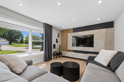 Tiny photo for 816 Adler Court, Schaumburg, IL 60194 (MLS # 12681298)