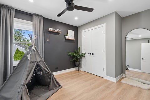 Tiny photo for 816 Adler Court, Schaumburg, IL 60194 (MLS # 12681298)