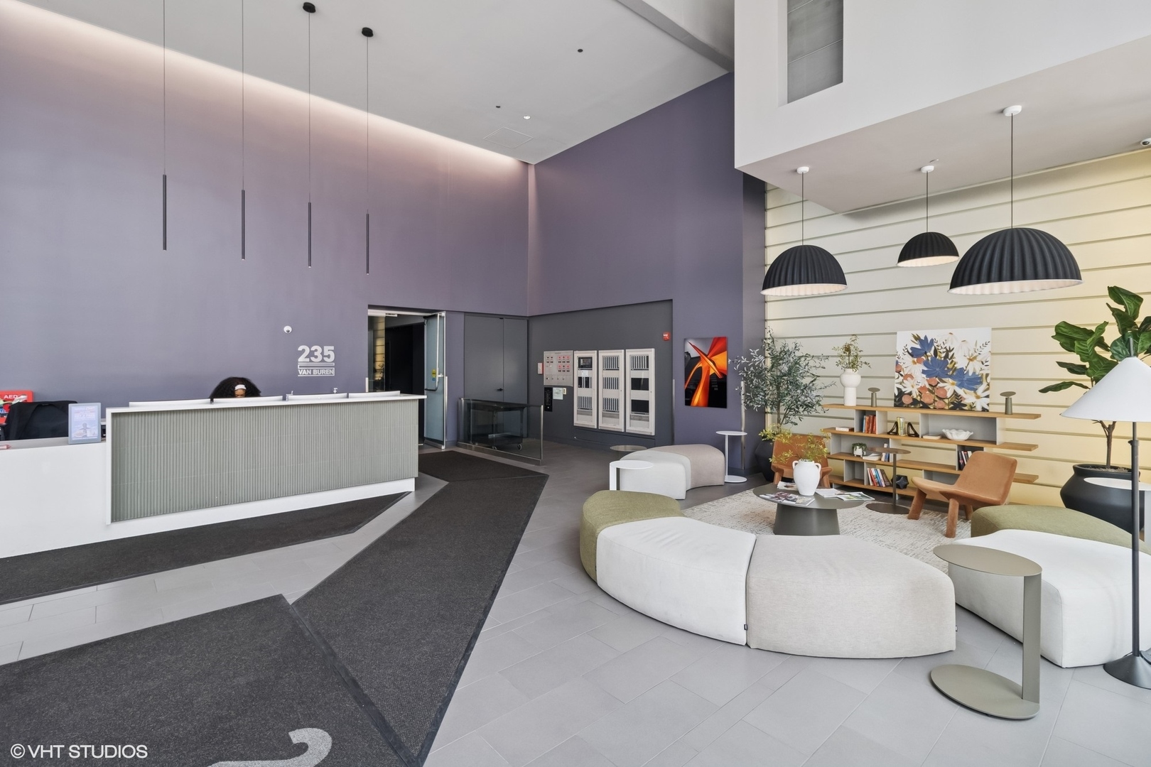 235 W Van Buren Street 4315