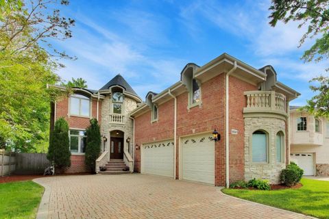 Photo of 4641 Lilac Avenue, Glenview, IL 60025 (MLS # 12656684)