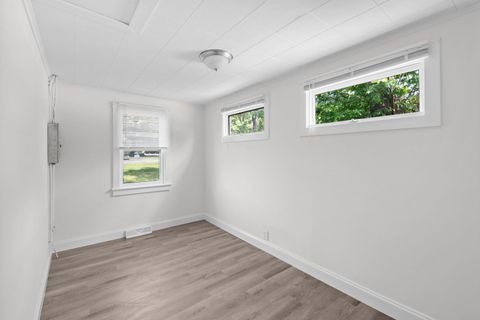 Tiny photo for 37714 N Nippersink Place, Spring Grove, IL 60081 (MLS # 12481267)
