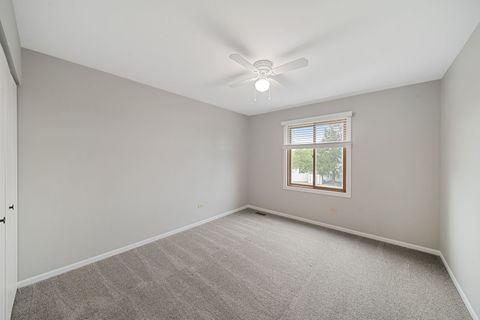 Tiny photo for 2483 Lawson Boulevard, Gurnee, IL 60031 (MLS # 12488551)