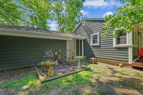 Tiny photo for 204 E George Huff Drive, Urbana, IL 61801 (MLS # 12700998)