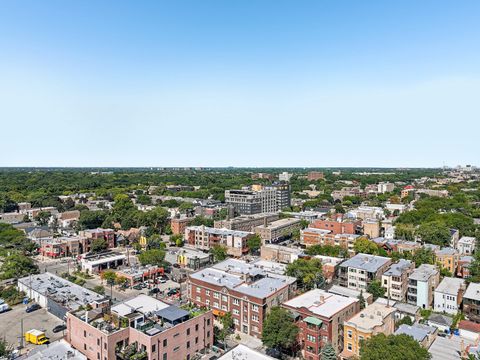 Tiny photo for 5607 N CLARK Street #2, Chicago, IL 60660 (MLS # 12506663)