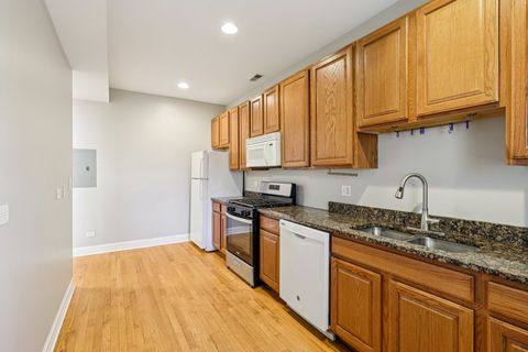 Tiny photo for 5607 N CLARK Street #2, Chicago, IL 60660 (MLS # 12506663)