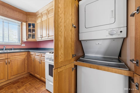 Tiny photo for 9814 Sayre Avenue #204, Chicago Ridge, IL 60415 (MLS # 12776432)