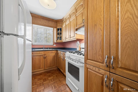 Tiny photo for 9814 Sayre Avenue #204, Chicago Ridge, IL 60415 (MLS # 12776432)