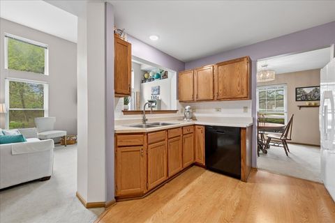 Tiny photo for 2110 Peach Tree Lane #2110, Algonquin, IL 60102 (MLS # 12613341)