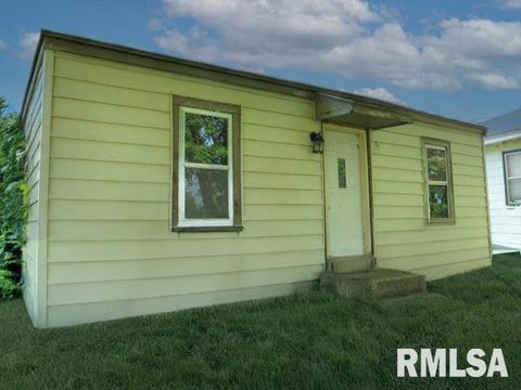 Photo of 618 POPLAR Street, Savanna, IL 61074 (MLS # QC4268961)