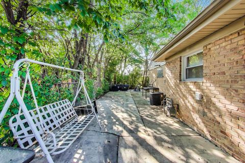 Tiny photo for 8760 N Oketo Avenue, Niles, IL 60714 (MLS # 12463956)