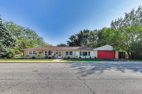 Tiny photo for 8760 N Oketo Avenue, Niles, IL 60714 (MLS # 12463956)