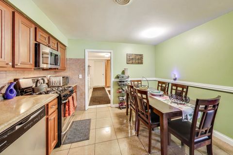 Tiny photo for 8760 N Oketo Avenue, Niles, IL 60714 (MLS # 12463956)