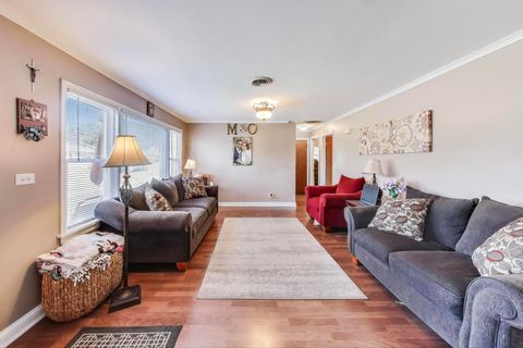 Tiny photo for 8760 N Oketo Avenue, Niles, IL 60714 (MLS # 12463956)