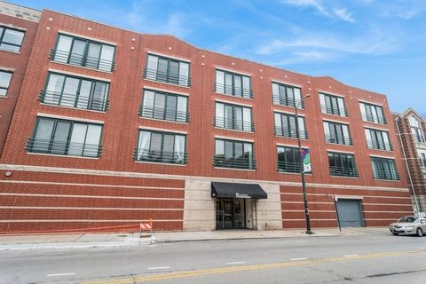 2011 W Belmont Avenue 208 Chicago IL 60618