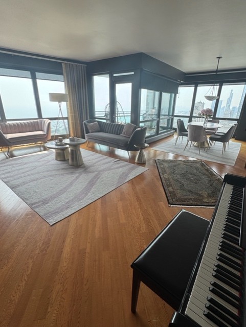 130 N Garland Court 4105