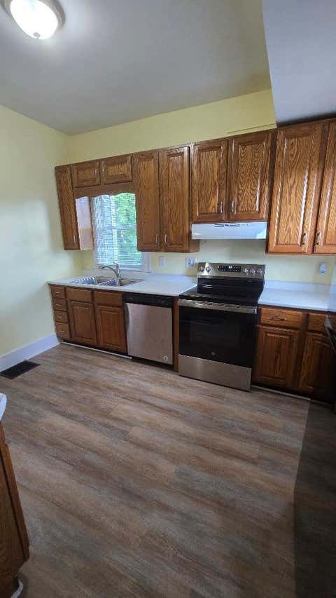 Tiny photo for 345 7th Avenue North AVE, Clinton, IA 52732 (MLS # 12734260)