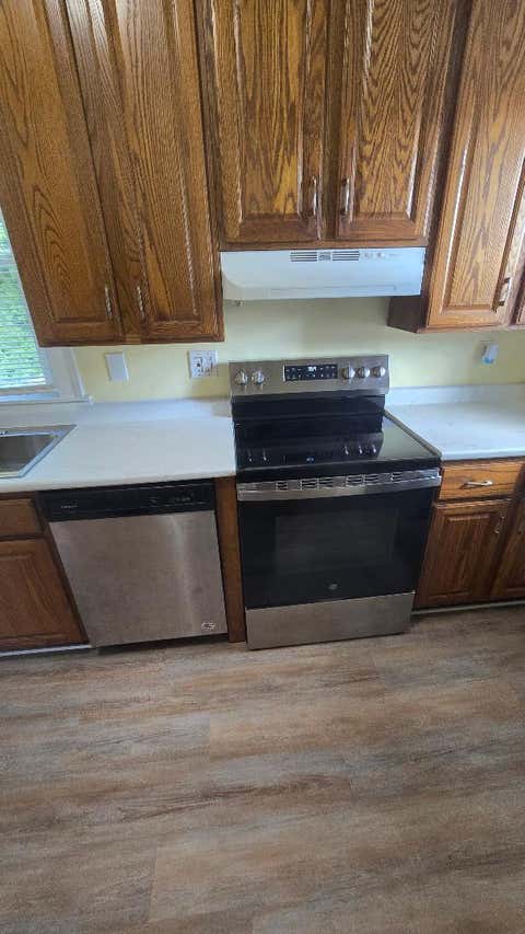 Tiny photo for 345 7th Avenue North AVE, Clinton, IA 52732 (MLS # 12734260)