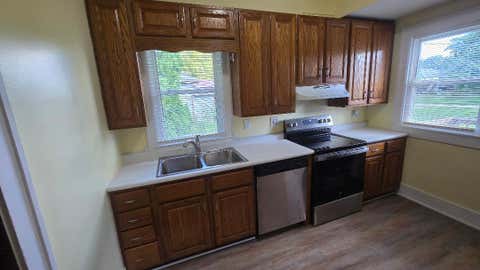 Tiny photo for 345 7th Avenue North AVE, Clinton, IA 52732 (MLS # 12734260)