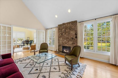 Tiny photo for 520 Andover Court, Lake Forest, IL 60045 (MLS # 12610367)