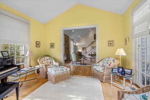 Tiny photo for 520 Andover Court, Lake Forest, IL 60045 (MLS # 12610367)