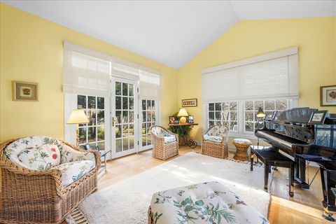 Tiny photo for 520 Andover Court, Lake Forest, IL 60045 (MLS # 12610367)