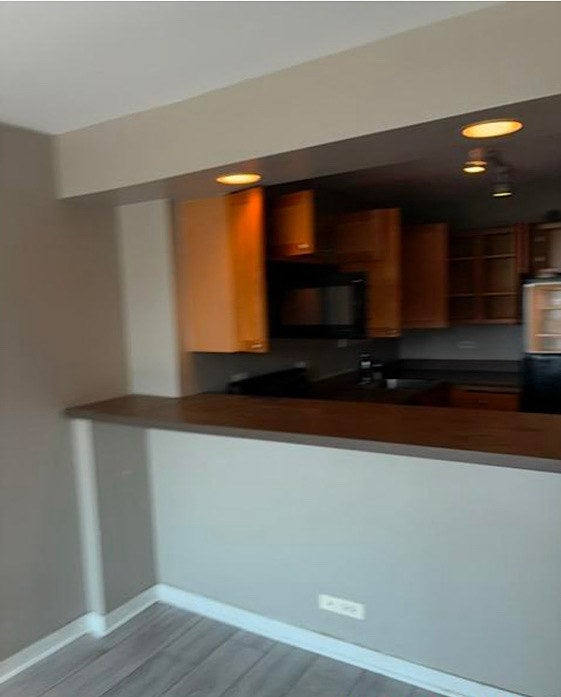 655 W Irving Park Road 1007