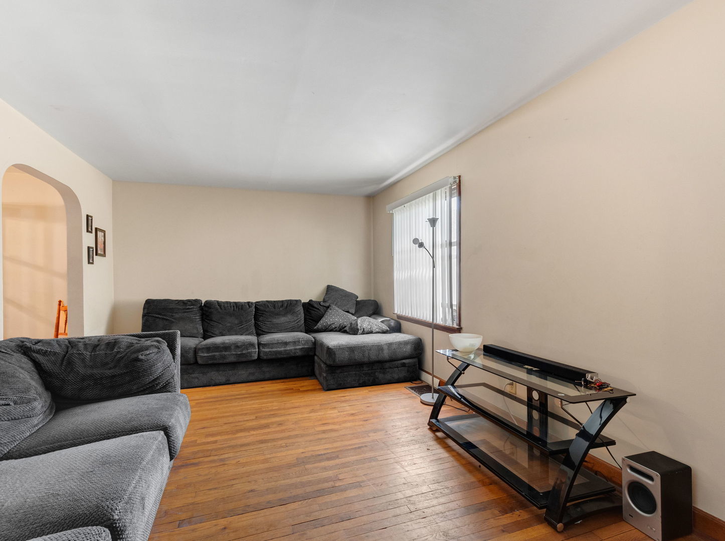 895 N 5th Avenue