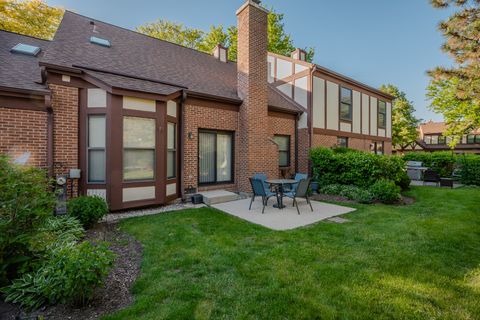 Tiny photo for 2807 Brighton Court, Westchester, IL 60154 (MLS # 12683276)