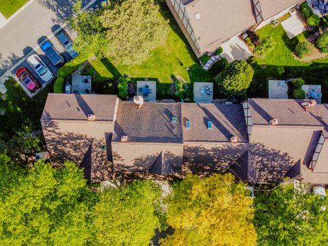 Tiny photo for 2807 Brighton Court, Westchester, IL 60154 (MLS # 12683276)