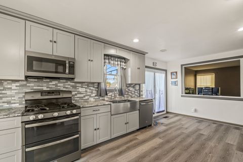 Tiny photo for 7558 W Hawthorne Lane, Frankfort, IL 60423 (MLS # 12509138)