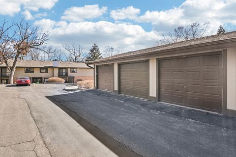 Tiny photo for 67 Woodhills Bay Road, Fox Lake, IL 60020 (MLS # 12607434)
