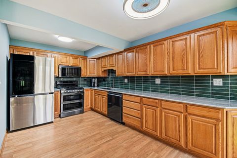 Tiny photo for 67 Woodhills Bay Road, Fox Lake, IL 60020 (MLS # 12607434)