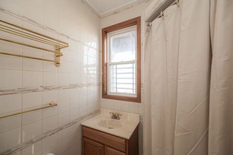 Tiny photo for 1354 E 48th Street #2E, Chicago, IL 60615 (MLS # 12581893)