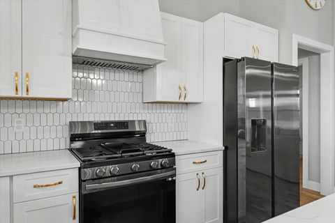 Tiny photo for 2842 E Stone Creek Boulevard, Urbana, IL 61802 (MLS # 12625974)