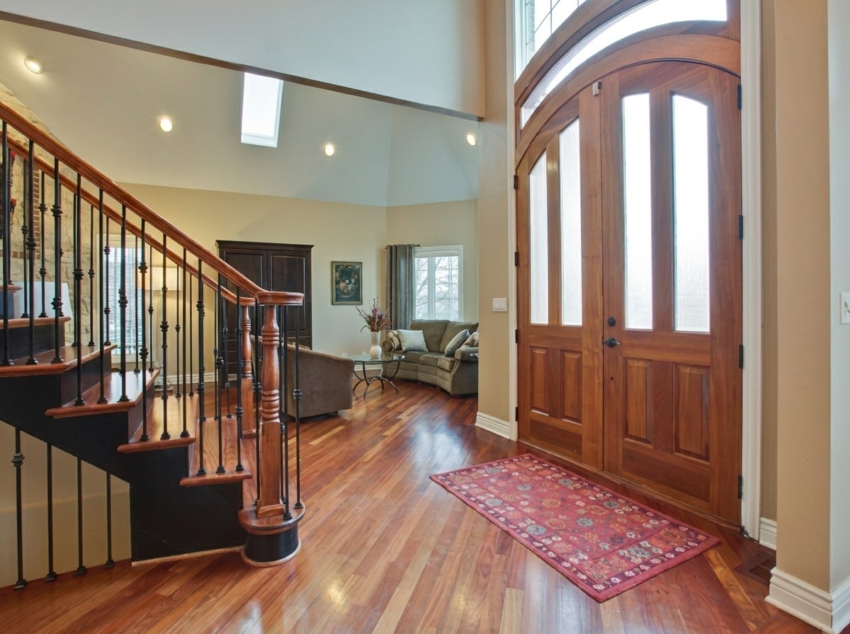 7229 Roxbury Court