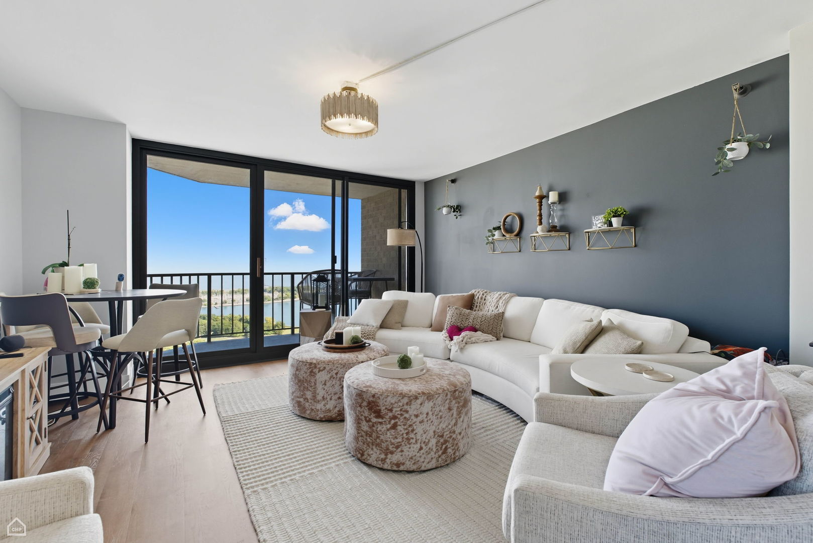 3660 N Lake Shore Drive 4208