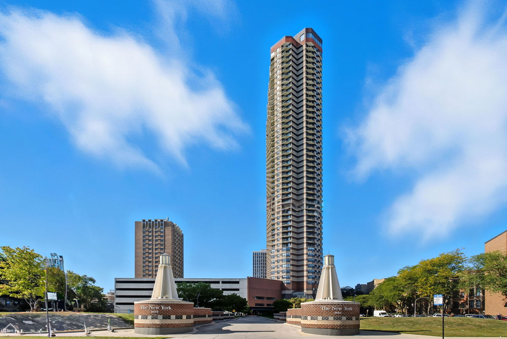 Chicago, Illinois 60613, United States, 1 Bedroom Bedrooms, ,1 BathroomBathrooms,Residential,Active,239790