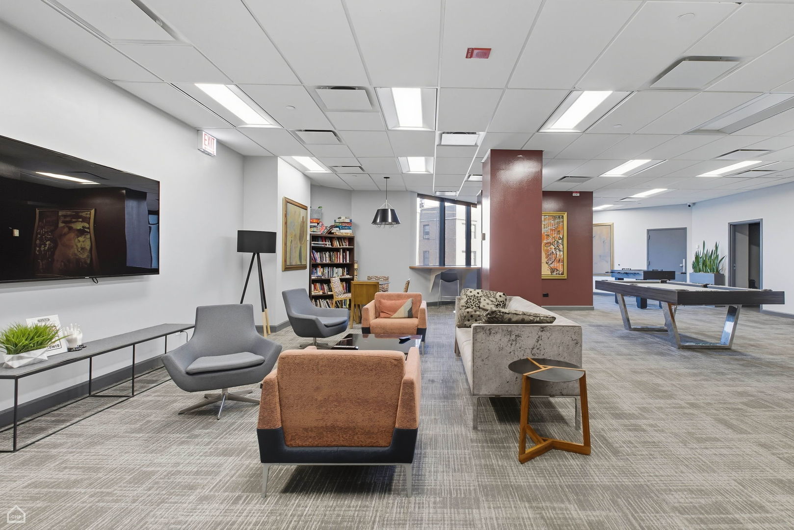 Chicago, Illinois 60613, United States, 1 Bedroom Bedrooms, ,1 BathroomBathrooms,Residential,Active,239790