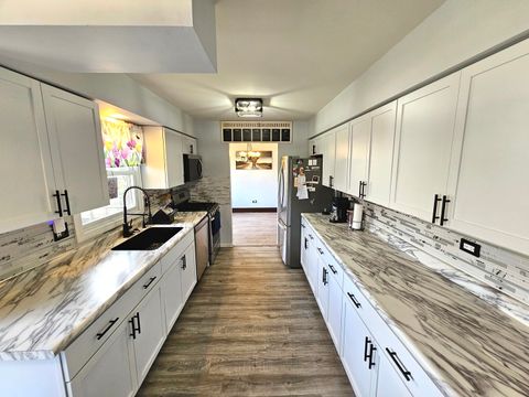 Tiny photo for 506 Shenandoah Trail, Elgin, IL 60123 (MLS # 12632934)