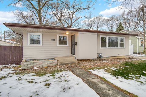 Tiny photo for 18144 Aberdeen Street, Homewood, IL 60430 (MLS # 12534172)