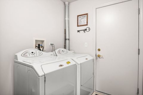 Tiny photo for 187 Brompton Lane #B, Sugar Grove, IL 60554 (MLS # 12508741)