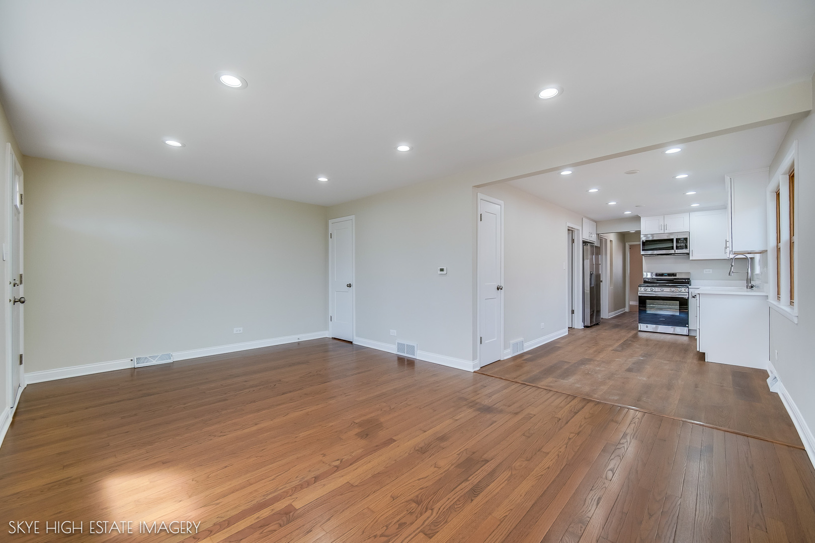 11232 S Albany Avenue