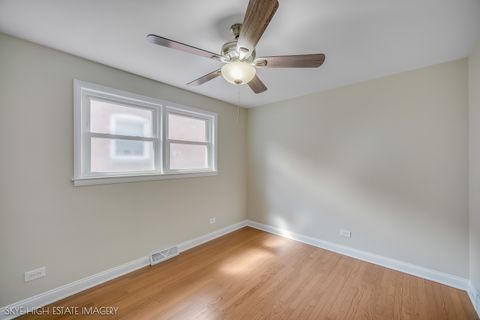 Tiny photo for 11232 S Albany Avenue, Chicago, IL 60655 (MLS # 12614866)