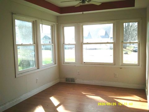 Tiny photo for 1725 23rd Avenue, Rock Island, IL 61201 (MLS # 12604390)