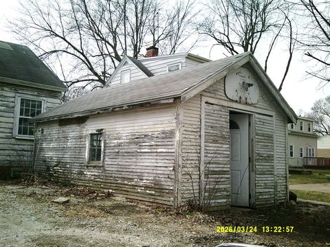 Tiny photo for 1725 23rd Avenue, Rock Island, IL 61201 (MLS # 12604390)